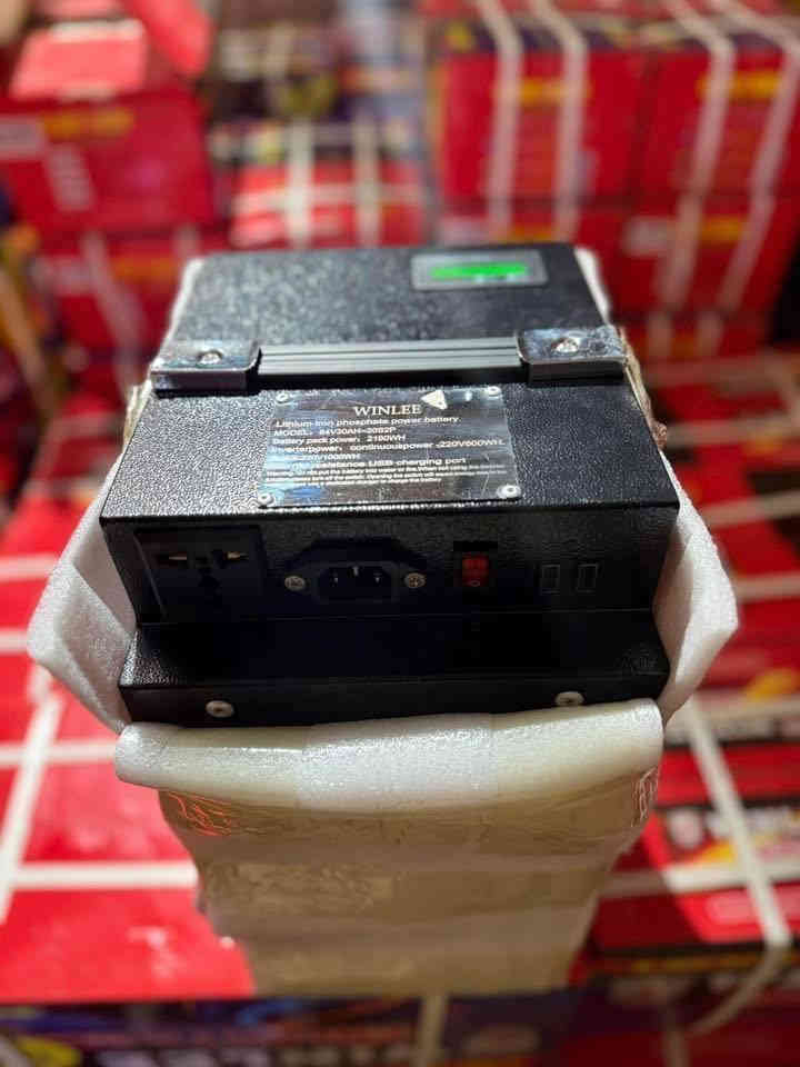 تم بعون الله وصول الباتري الثيوم فوسفات الحديد 🔋 من شركة وانلي بحجم ٦٠ فولت  ٣٥أمبير و٦٠ فولت ٤٥ أمبير ويتميز جودة عالية ويتحمل درجات حرارة عالية وتوفير الشاحنة الأصلية وضمان بل باتري سنة كاملة ويوجد جملة ومفرد ويتوفر خدمة توصيل لكل محافظات العراق المراجة على الكارت في المنشور وتوضيح رقم الهاتف ***********
