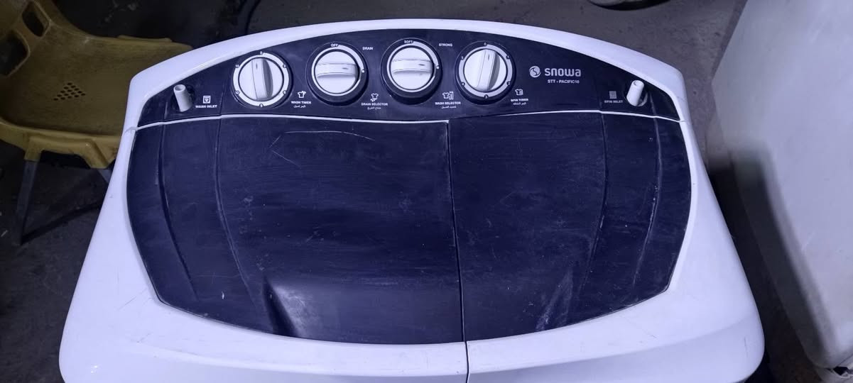 غساله شغاله جاهزه السعر 70 بيه مجال قليل الحجم عشره كيلو حي شهداء بصف جامع المرسلين ***********/***********
