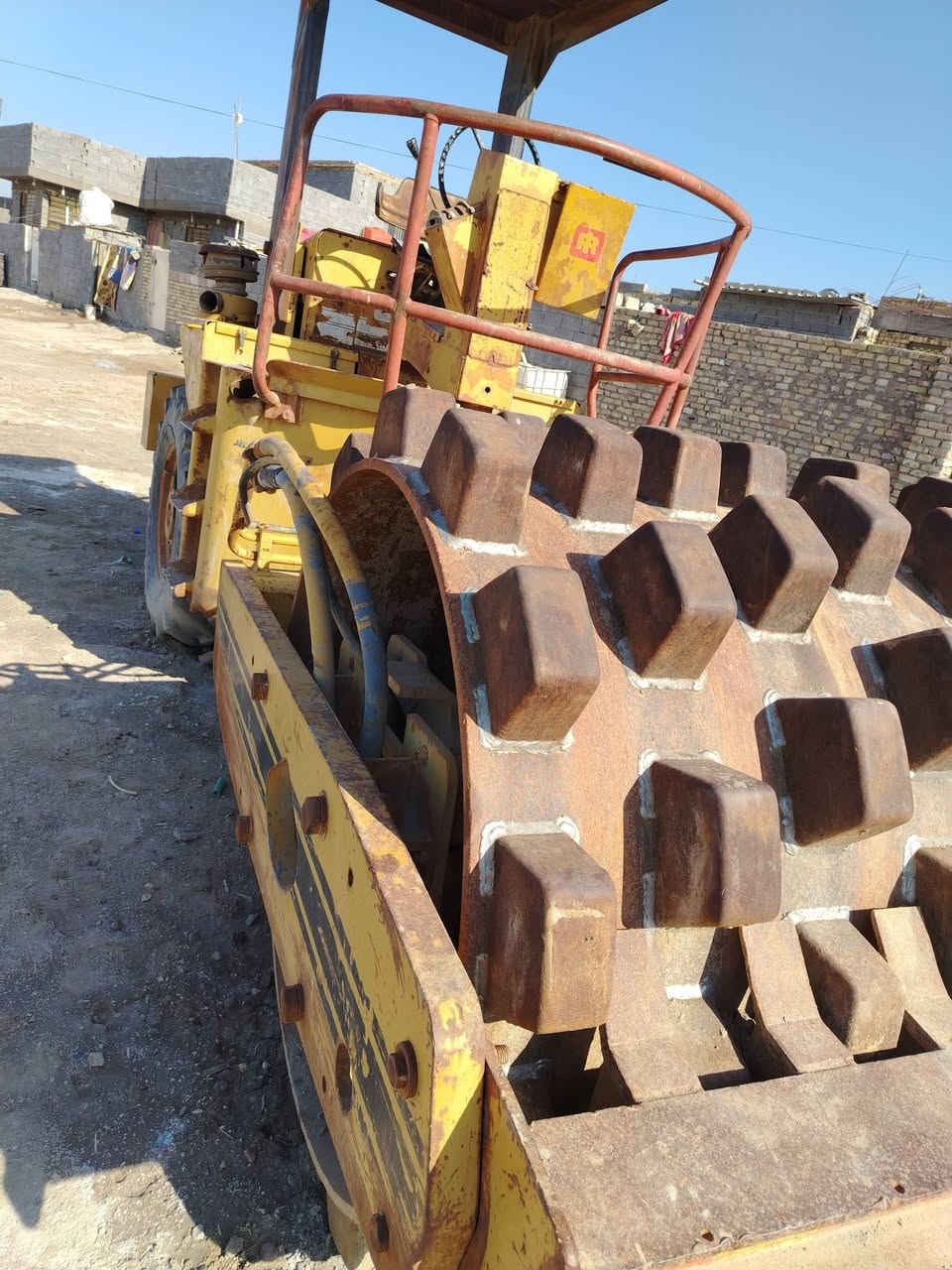 سلام عليكم حادله ضلفيه للبيع مستعجل عله بيعتها جاهزه بس البم مال محرك اشده بم جديد مكان حله نزلت سعد بيجو السعر 95 وبيها مجال ***********
