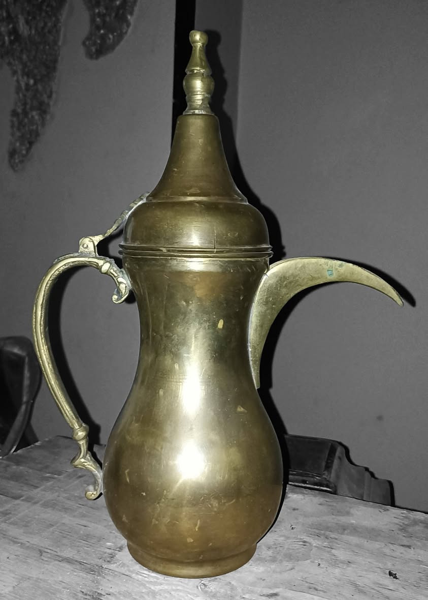 ابريق نحاس قديم وتقيل
37سم


**إذا كنت صاحب هذا الإعلان وتريد حذفه لأي سبب، رجاءا أرسل رسالة إلى الدعم الفني**