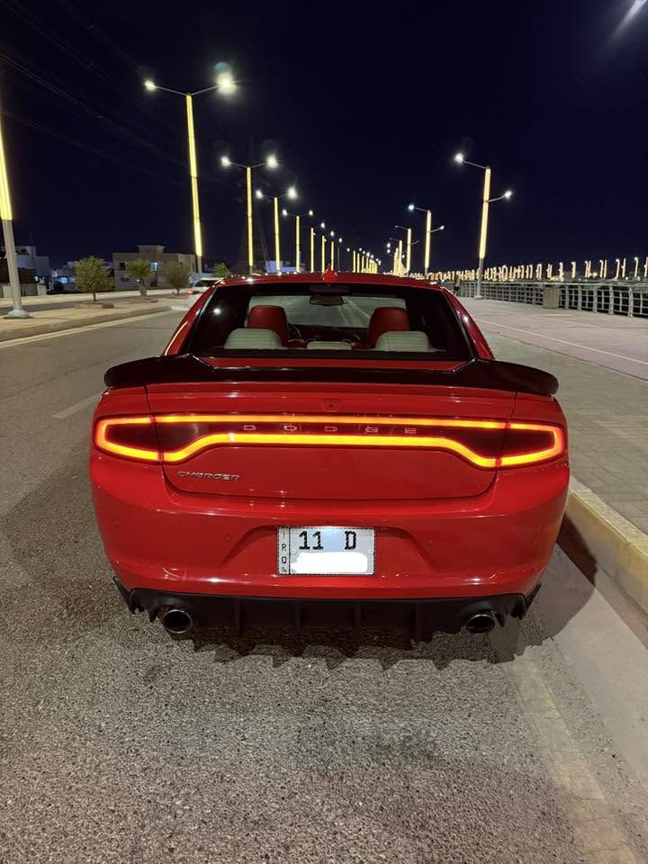للبيع 
جارجر sxt موديل 18 كندي 

ماشية ( 94 ميل ) 

داخلة كلين وبالعراق صار بيها صبغ ( جاملغ وباب وجاملغ خلفي ) اثر شخوط فقط بدون حادث بدون ايرباك 

شادلها تخم تاير جديد + منضومة تبريد جديدة 
السيارة جاهزة 

رقم بغداد تحويل مباشر 

( فور ويل )

السعر ( 175 ) $ وبيها مجال 

عنوان السيارة / الانبار - الرمادي 

للاستفسار / ‭***********‬ اتصال او واتس اب 

غير متواجد على الفيس
