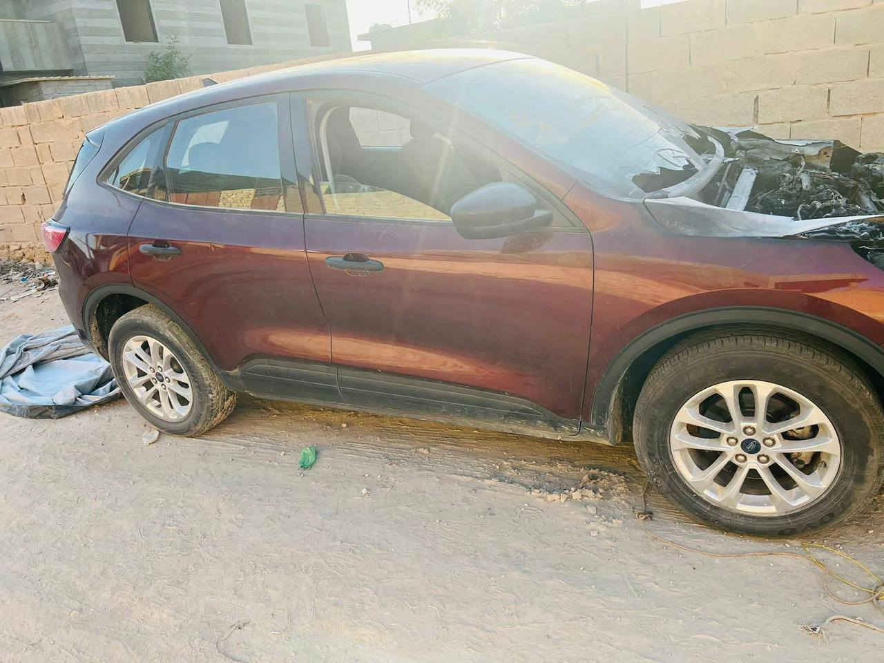 السلام عليكم للبيع سياره فورت سكيب موديل 2021رقم ربيل 
انكليزي تحويل بسمي
سابقن مكفوله
مواصفات فول ماعدا الفتحه 
مكينه2000 تيربو 
ابيع علا وضعيتهه حريق رفعت البنيد مكينه وكير كفاله 
العنوان كربلاء
سعر55 
الاستفسار‏‪***********‬‏ كربلاء, العراق
