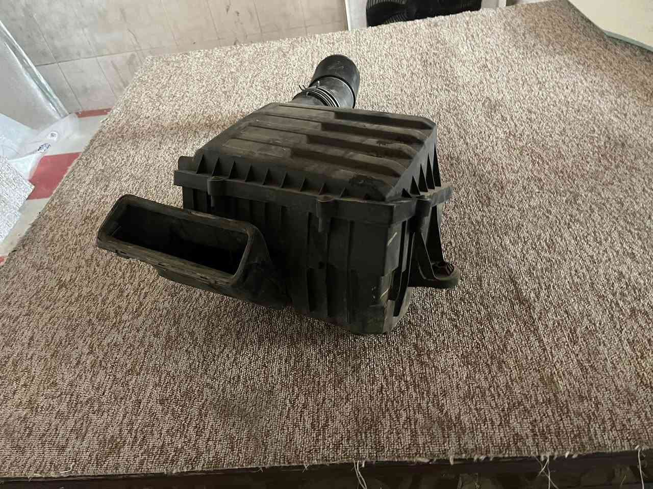 شوته بلاديه مال كولف Gtlالسعر ١٠٠ وبيها ماجل ***********
