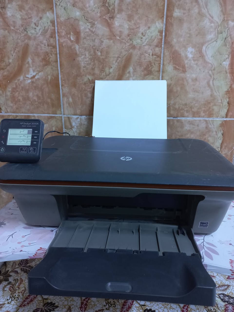 السلام عليكم
طابعة اج بي hp deskjet 3050A
كاترج حبر سائل رقم الكاترج hp 122
بيها وايفاي وبيها استنساخ اسود وابيض
ناقصها كاترج ملون اذا تضيفلها تصير عادي وملون
حاليا شغالة اسود وابيض تطبع
السعر ٣٠ الف وموجود توصيل


**إذا كنت صاحب هذا الإعلان وتريد حذفه لأي سبب، رجاءا أرسل رسالة إلى الدعم الفني**