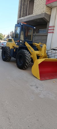 50كاوسكي وارداليابان مكينة6ازوزه كير مكيانيكي  عدادالعمل2000ساعة  0781...