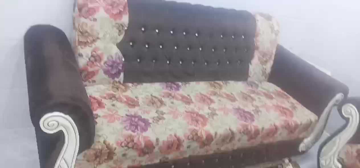 تخم عشره مقاعد ثكيل وقوي ٢٠٠ وبي مجال بسيط شراي يجي خاص


**إذا كنت صاحب هذا الإعلان وتريد حذفه لأي سبب، رجاءا أرسل رسالة إلى الدعم الفني**