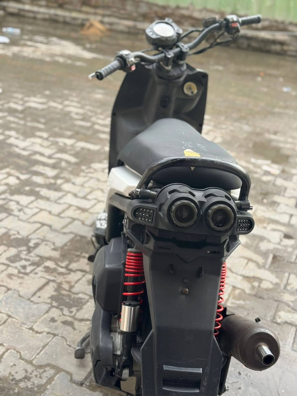 دراجه ما مفتوحه بلاد دراجه مزوده تزويد خفيف كلجات رياضي دراجه نكرا سلف لعنوان بغداد لكفاح
لسعر مليون وربع وبيه مجال
***********
