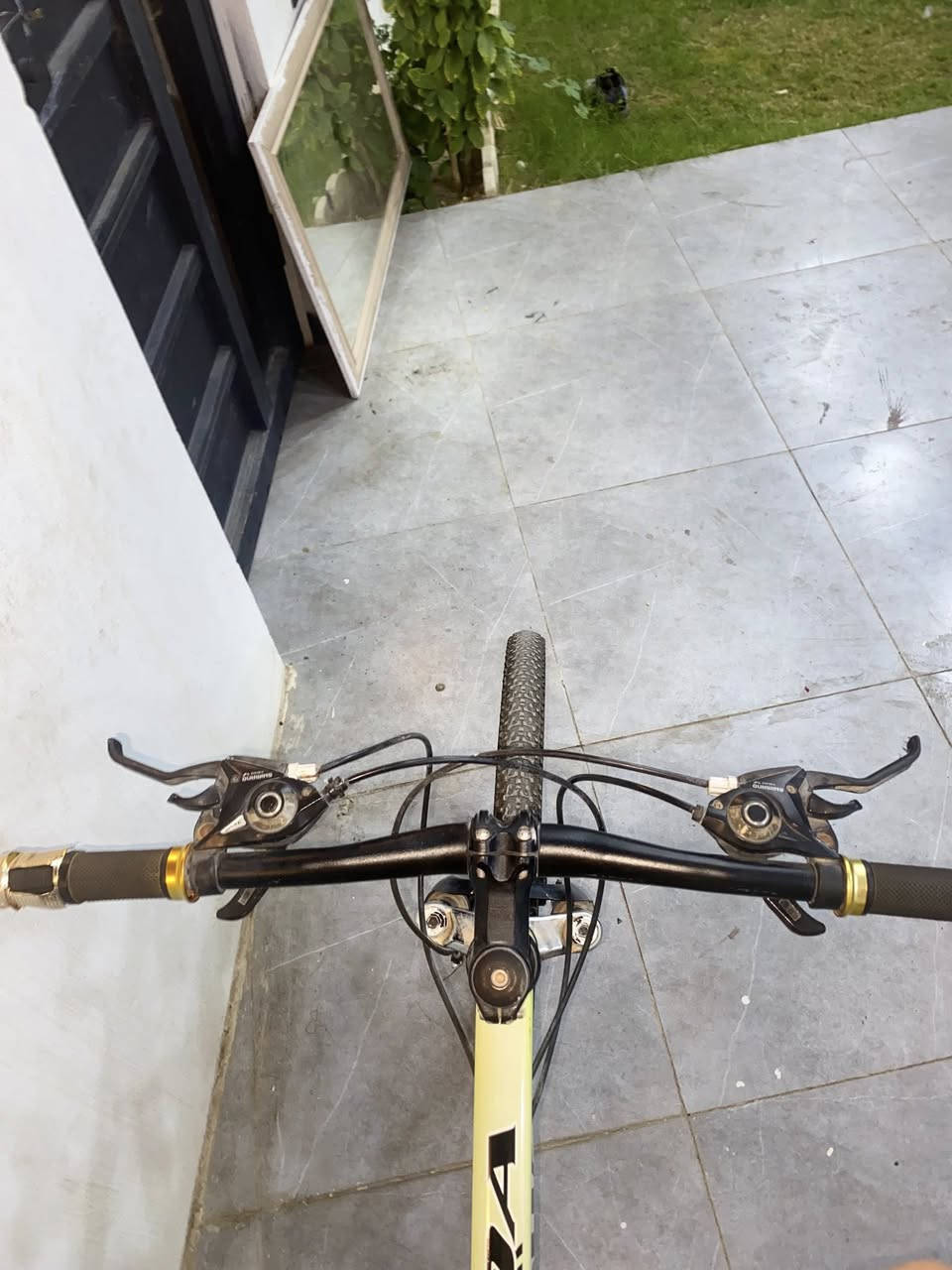 بايسكل للبيع حجم 27  سعر 80و بي مجال *********** واتساب فقط
