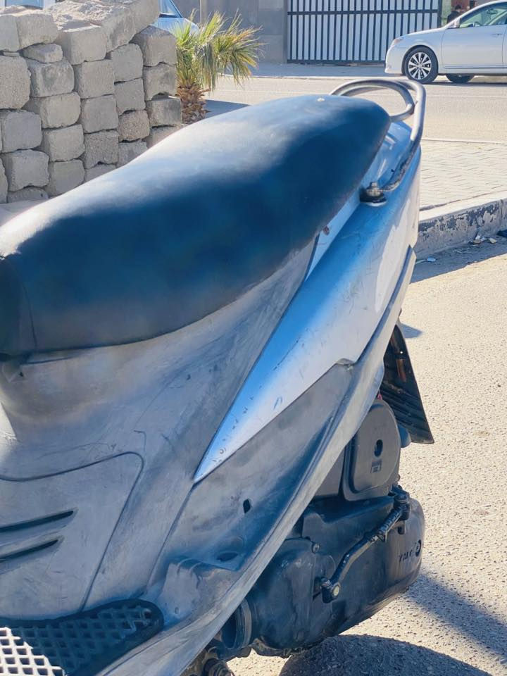 سلام عليكم ماكس قجمه للبيع (كفاله)مامفتوحه كهربائيات كلها شغاله كفرات بلادد كلها علا وضع البلاد سلف كابريته جاهزه كلها مكاني المدينه ***********
