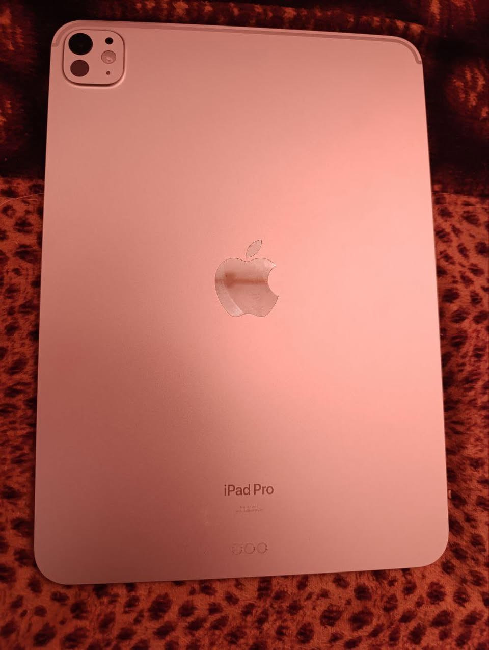 ايباد ١١ M4
بطارية :٩٣
ذاكرة ٢٥٦

نموذج :A

معالج :M4

شاشة معدل :120فريم 

بعدة داخل الضمان المحدد 

ايباد نضيف وجديد 

ملحقات :كارتون وشاحن +بي لزكة اصلي 

زلغ واحد مابي 

السعر ٩٥٠الف وبي مجال 

مكاني كربلاء ، سيد سماعيل 

***********

خطي مسدود اتصال واتساب
