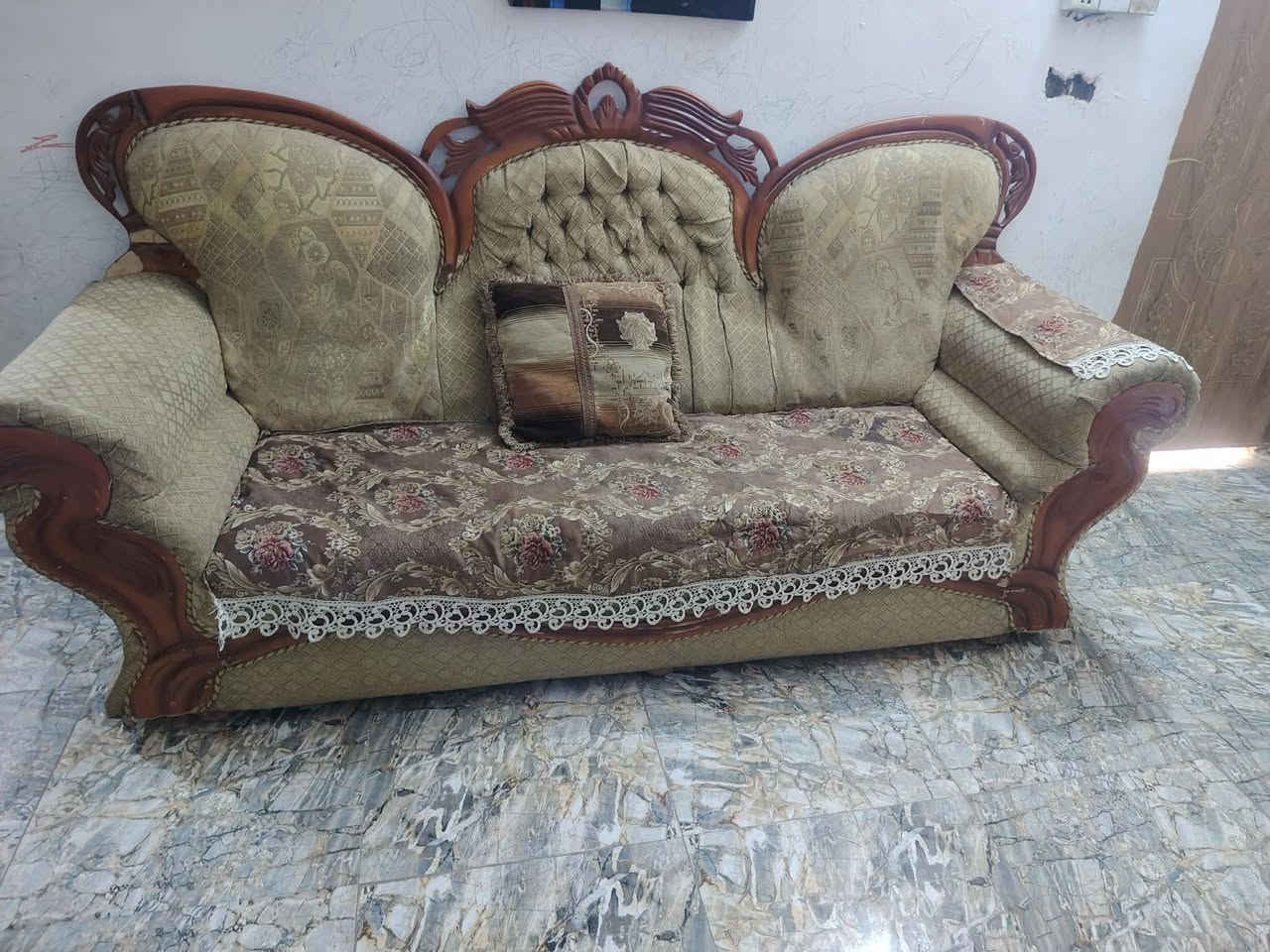 تخم للبيع واحد كرسي بي ضرر شي قليل


**إذا كنت صاحب هذا الإعلان وتريد حذفه لأي سبب، رجاءا أرسل رسالة إلى الدعم الفني**