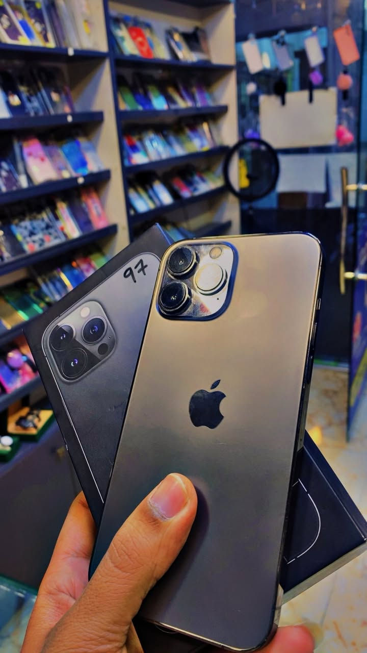 ايفون 13 برو ماكس اسود 
ذاكرة 256
بطارية 97
وتربووف ما مفتوح ضمان
نضافه100%
السعر 650
ايفون13 برو ماكس بحري
ذاكرة 256
بطارية92
وتربروف ما مفتوح ضمان
نضافه90%
السعر650
للتواصل ***********
الموقع سوق رمادي بفرع اسواق الاخرس
