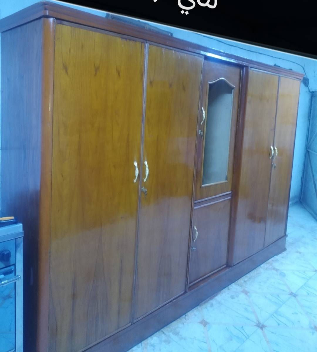 ملحقات غرفه  نضيفات وجاهزات نقص بس ميز مرايه 335 وبيهة مجال شراي خاص عنوان ديوانيه عمارات نسيج ***********
*********** ديوانية, القادسية
