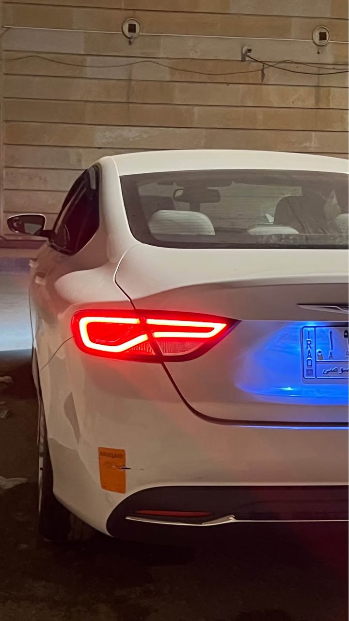 السلام عليكم 
كرايسلر c200 موديل ٢٠١٥
مواصفات c
معروفه لمواصفات مالتها 
ضرر السياره قطعه وحده فقط 
باب الصدر مبدل فقط من امريكا 
باقي كفاله سياره جاهزه ماناقصها شي 
عنواني بصره -شط العرب - جزيره 
بيع او مراوس حسب لقناعه
السعر : ١١٥
الاستفسار : *********** شط العرب, البصرة
