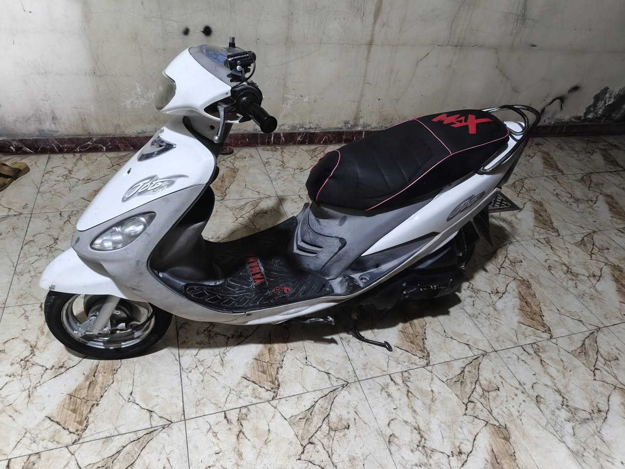 ماكس منغولي 50 بلاد جاهزه وكامله علخير كله شغال سعر 550 بيه مجال شرط شلعه ومشي معدل نعومه خير من الله كلشي ماتخسر عليه دراجه كلش حلوه ونضيفه ومرتبه تواير جدد  مكاني ناصريه مركز بيوت نور الناضر رقم الهاتف *********** بيه واتساب الشراي يتصل ويدلل
