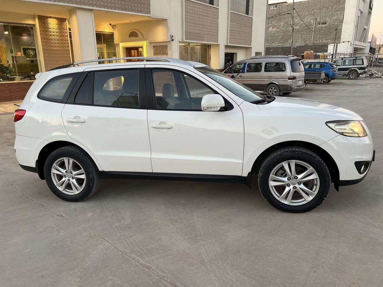 سنتافي 2011خليجي كفاله عامه
مع سونار دخال المنشور 
4 سلندر 
رقم اربيل بسمي
حداديه جديده 
مكينه جديده لا تنقيص ولا تبخير 
تبريد وتدفئة شغال 
مكاني بابل
 السعر148 

***********
