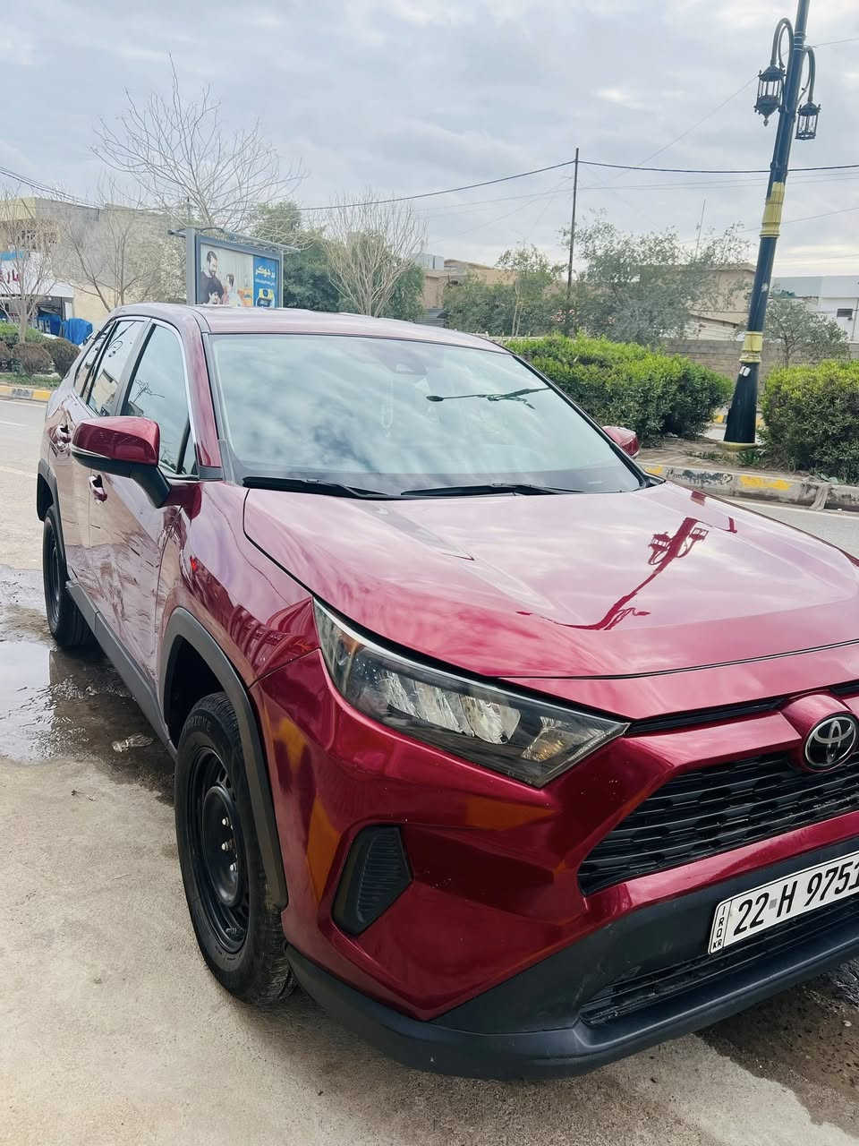 السلام عليكم .. 
راف فور 2022  Le للبيع 
حادث جداً بسيط جاملغ يسار فقط و موجوده صورته بالمنشور 
ماشيه ١٤٣ k رقم اربيل الجديد و سنويه لل ٢٠٢٨ 
مواصفات ال Le معروفه اشاير مري رادار امامي هاند بريك كهربائي حساس خلفي شاشه جبيره تحكمات ستيرن وبعد بيها هواي مواصفات 
سياره جديده ونظيفه حيل 
كير و محرك و صدر و تايرات كلشي بيها مكفول 

السعر  /    235 $ وبيها مجال بسيط 

مكان السياره صلاح الدين تكريت 

***********

‭٠٧٧٧ ٠٥٨ ٥٤٥٦‬
