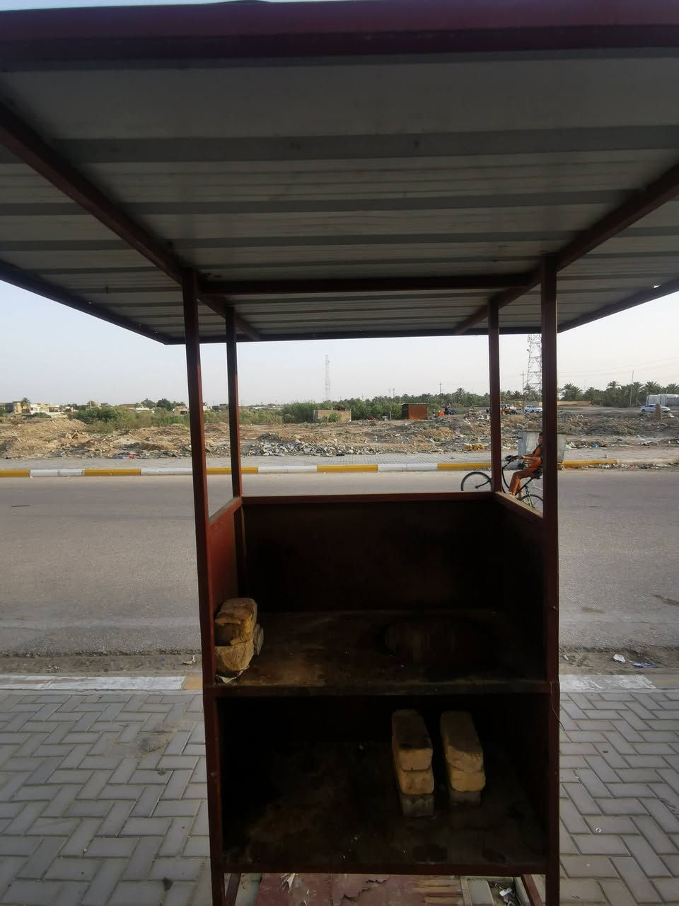 غراض كافتريا للبيع
ميز تسكام نضيف ومرتب مع اناره داخليه الطول مترين ونص والارتفاع مترتين
250×200
السعر 350
مع ميز فلافل (طباخ) مسقف السعر 225


**إذا كنت صاحب هذا الإعلان وتريد حذفه لأي سبب، رجاءا أرسل رسالة إلى الدعم الفني**
