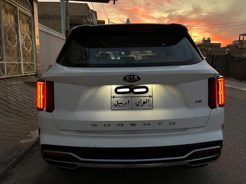 سورنتو ٢١ للبيع
السلام عليكم 
سورنتو 2021 خليجي للبيع
السيارة ٦ سلندر
٧ راكب ، كشنات كهرباء ، جنطة كهرباء
بصمتين ، تشغيل عن بعد 
حساسات امامي ، خلفي ، كاميره خلفية
كير عصا ، شاشة كبيرة لمس 
Apple car play
تحكم ستيرن ، تثبيت سرعة 
انارة لد داخلية متغيرة الالوان
كير ، محرك ، شاصي كله مكفول
السيارة ماشية ١٠٦ الف
رقم اربيل القديم سنويه بعدها ما منتهية
——
السيارة بيها بنيد مبدل 
وبيها بارد بالجاملغ الامامي جهة السايق
ايرباك طاك وينزل سعره من السيارة 
سعر السيارة 246 وبيها مجال
مكان السيارة النجف الاشرف
للاستفسار الاتصال
***********
