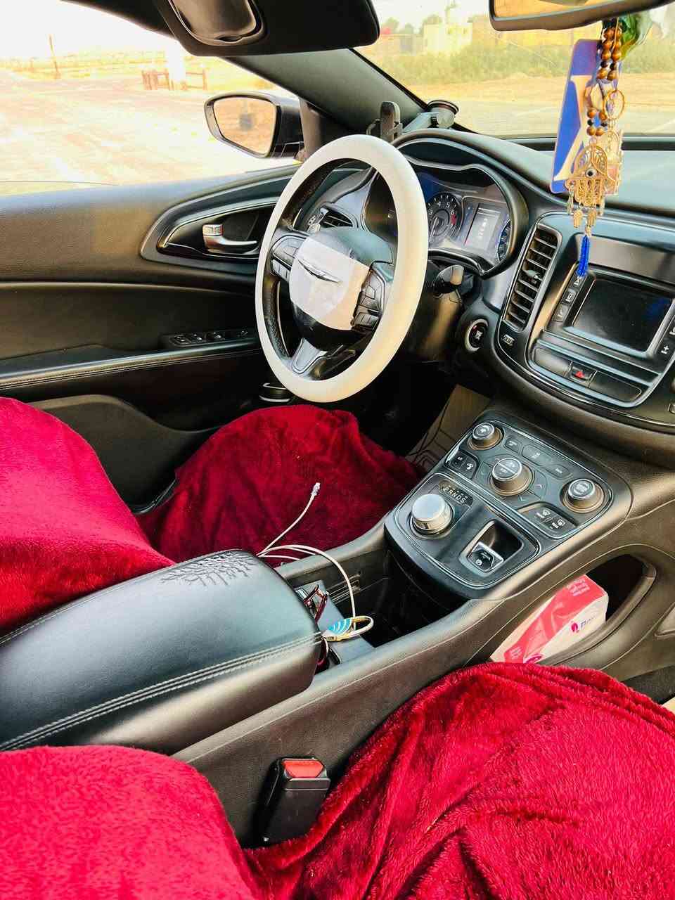 سلام عليكم
كرايسلر البيع مستعجل ع البيع

سوناره موجوده بل منشور
***********
