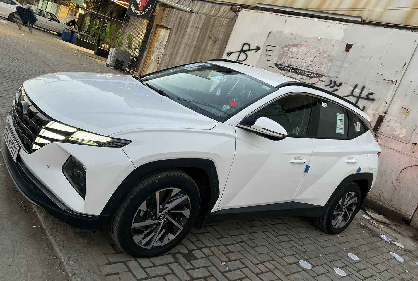 اللهم صلي على محمد وال محمد
سلام عليكم توسان موديل 2020خليجي شكل 2023 مكفوله كفاله عامه .(فول مواصفات) ماعدا البنراما السياره جديده  بعدها بحاله الوكاله ماشيه 36رقم بغداد 
بسعر مناسب جدا
*********** مكاني بغداد
