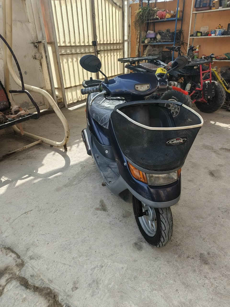 سلام عليكم متاح دراجه هونده ام السله نضافه فول شغالف سلف هندر دراجه خدميه حلوه ونضيفه نقصه فقط دبل امامي  واكف سعر ٣٢٥ وبيه مجال مكاني مدائن سلمان باك *********** متواجد خاص واتساب
