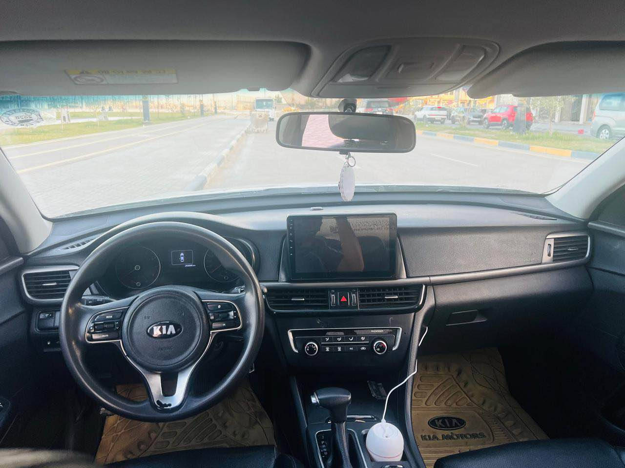 كيا أوبتيما 2016 وارد كوري سيارة جاهزه من كلشي سيارة نضيف السعر 120 العنوان البصرة رقم الهاتف *********** البصرة, العراق
