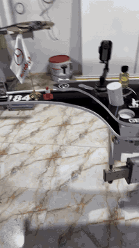 من بيكم يرغب بشراء دشبول كافة السيارات أو جملة أو مفرد هذا رقم موباي...