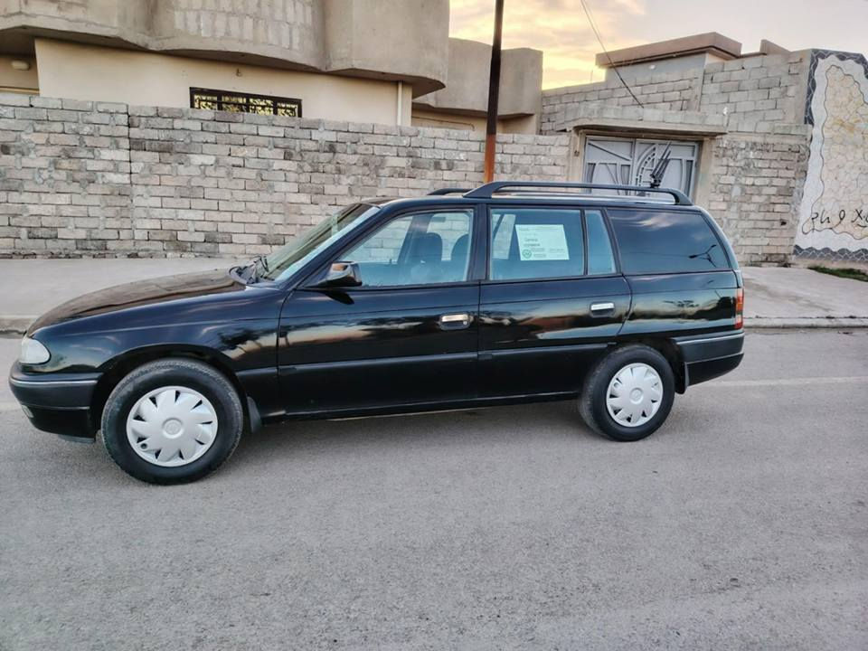 استر ستيشن موديل 1992  محرك 18 رقم نينوى شرط التحويل مصبوغه جماليه بلا ضرر شرط محرك وكير شرط
السعر.    47 وبيها مجال بصيط 
 مكان السياره موصل ناحية زمار 

*********** موصل, نينوى
