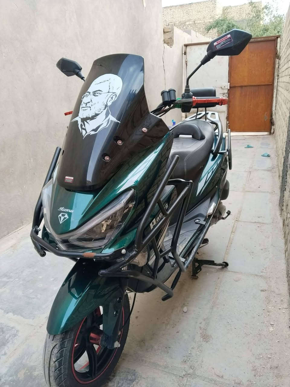 السلام عليكم دراجه سترونك 2025
جديدة كهربائيات كله شغال مامفتوح برغي بيهة سعر 800
دوانيه سنيه رقم ***********

