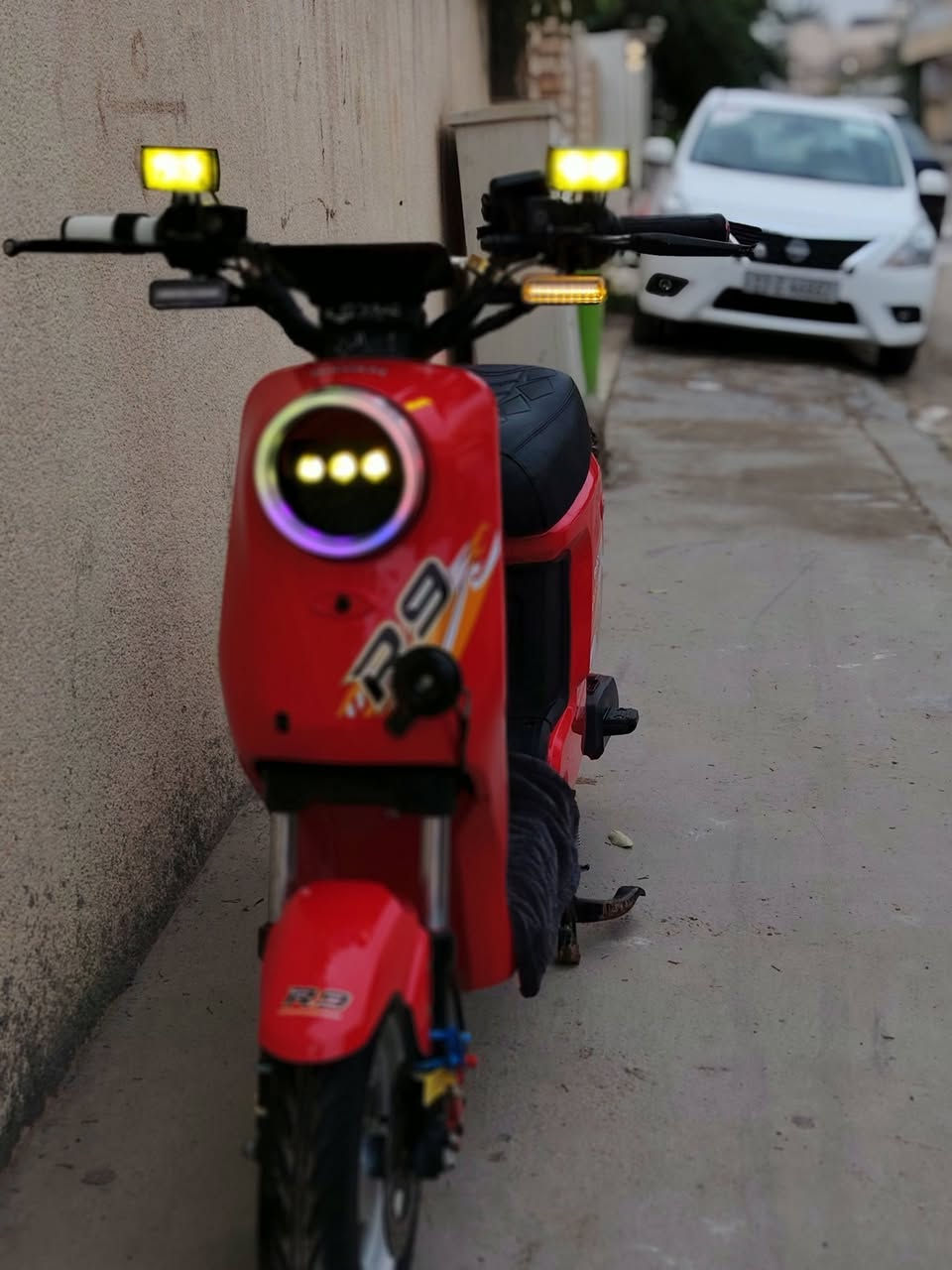 يا الله سلام وعليكم دراجه نوع ار ٩ ريان دراجه جديده صار ٦
ايام من اخذته شخط مابيه بطاريات كبار ٣٢ امبير دراجه تمشيك بالشحنه الوحده ٦٠ كيلو سرعته الحقيقيه ٦٠ دراجه
نضيفه ١٠٠/١٠٠ كهربائيات كله شغال بصمتين وسويج 
السعر: 375  وبيه مجال حك الجيه للتواصل: ***********
مستعجل على بيعته مكاني ديالى بعقوبه
