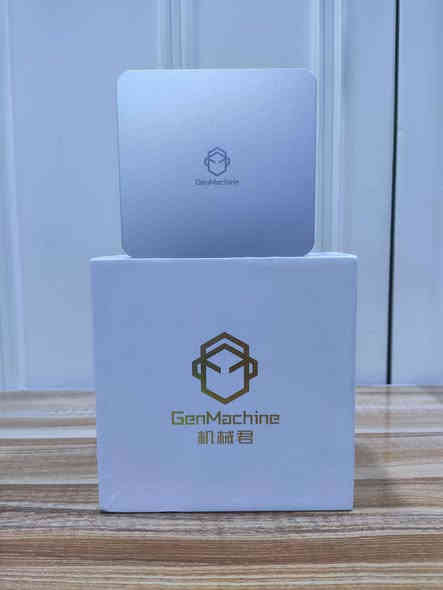 🔥 Mini PC – Gen Machine (أداء عالي جداً)

🔻 ملاحظة مهمة:
المعالج من نوع H وليس U.
هذا يعني High Performance = أداء صاروخي، سرعة معالجة عالية جداً، مناسب للمهام الثقيلة بدون تهنيگ.

---

⚙️ المواصفات الكاملة:

المعالج (CPU):
AMD Ryzen 7 5800 H 
 أداء قوي للمهام المكثفة والبرامج الثقيلة

كرت الشاشة (GPU):
AMD Vega 8  (7nm بدقة تصنيع حديثة ) –
 ممتاز للعمل، التصميم، والملتميديا

الرام (Memory):
16GB DDR4 – قابل للتطوير 
كافية جداً للتعدد بالمهام وتشغيل برامج
 كبيرة

التخزين (Hard):
512GB SSD M.2 – سريع جداً في الإقلاع وفتح البرامج

الاتصال:
✔️  داخلي Wifi
✔️  داخلي Bluetooth

المنافذ:
موضّحة بالكامل بالصور المرفقة (USB – HDMI – Type-C – LAN… إلخ)

---

📦 المحتويات:

الشاحن الأصلي

الكارتون الأصلي

جميع الملحقات داخل العلبة مع 🎁 ماوس هدية 🎁
---

💨 الاستخدامات المناسبة:

✔️ شغل مكثف وبرامج ثقيلة
✔️ الدراسة والأوفيس
✔️ التصميم الخفيف
✔️ تصفح سريع جداً
✔️ جهاز صغير وخفيف وينطيك أداء حاسبة كبيرة
---
🎮 الألعاب التي يشغّلها + معدل الـ FPS

✅ ألعاب eSports (ممتاز بيها)

Valorant — 70–120 FPS (إعدادات Low–Medium)

CS:GO / CS2 — 60–90 FPS (Low–Medium)

Fortnite — 45–60 FPS (Performance Mode)

League of Legends — 100–160 FPS (High)

Dota 2 — 60–90 FPS (Medium)

Rocket League — 70–100 FPS (Medium)

---

🎮 ألعاب خفيفة / Story

The Witcher 3 — 35–50 FPS (Low–Medium)

Shadow of the Tomb Raider — 28–40 FPS (Low)

Far Cry 5 — 35–50 FPS (Low–Medium)

Resident Evil 4 Remake — 35–45 FPS (Low–Balanced)

---
🎮 ألعاب قديمة وقوية الأداء

Skyrim SE — 70–100 FPS (High)

Fallout 4 — 45–60 FPS (Medium)

BioShock Infinite — 90–120 FPS (High)

Dark Souls 3 — 50–70 FPS (Medium–High)

💰 السعر:

350,000 دينار فقط 😍

📍 الموقع: بابل – المسيّب
📩 التواصل خاص أو على: *********** الفلوجة
