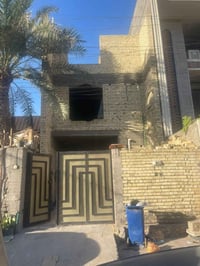 دار للبيع المساحه 165 واجه 5.30 ونزال 30 3 طوابق 7 غرف نوم الطابق الاو...