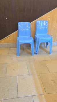 عدد ٣٥ كرسي مستعمل  انظاف سعر القطعه خمسه الاف قفل  بالسوك جاي ينباع ١...