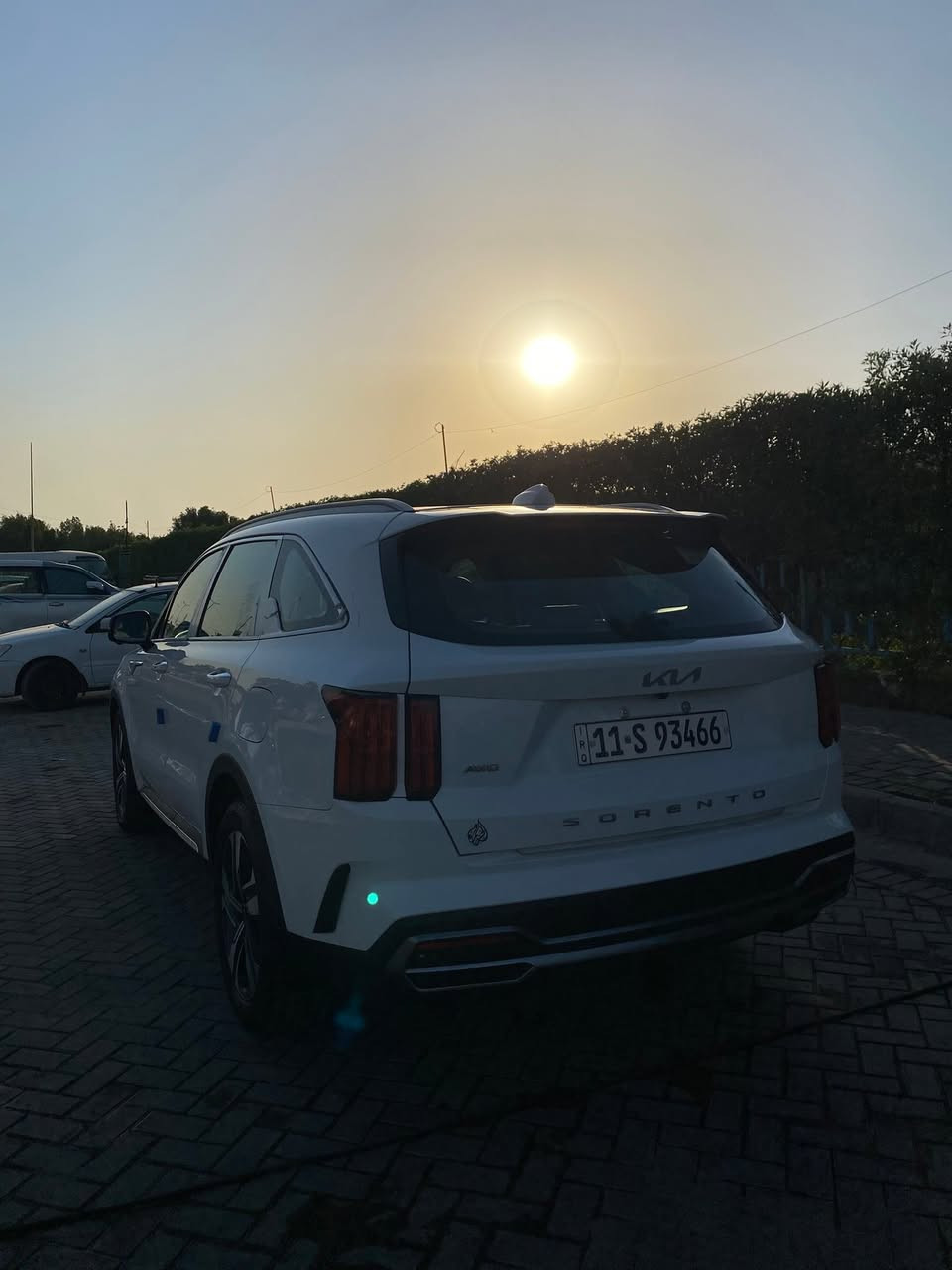 السلام عليكم
KIA SORENTO 2022
خليجي مكفولة من كلشي
ماشية29,000
رقم بغداد الدولي بأسمي هزه وسنويه جديده 
فول مواصفات 
فئه 4X
اعلى فئه 
4كامرات 
كشن حار بارد جلد
مكينه 6V 3500
تبريد 3 قطع 
فور ويل AWD 
مري شفط
اشارة ترحيب 
بانوراما  
لد وحاجب
صندوق ذكي 
كير ماوس
Drive mode 3 /ثلاث انضمة قياده 
نضام اوتو هولد 
لد داخلي  متغير  ٧ الوان
تحكم ستيرن فول 
وبعد بيها هواي مواصفات 

السعر دولار 28,700 $
رقمي 
***********
