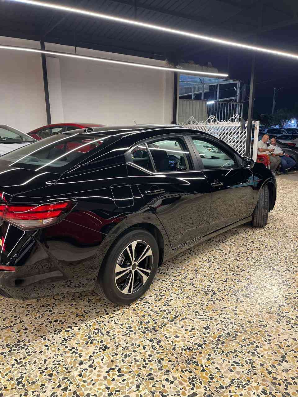 السلام عليكم مكلف نشر السياره نيسان سنتره موديل 21 سياره نظيف لوك بها ضرار شاملغ وبونيت قطعتين تواصل ويا صاحب السياره***********
