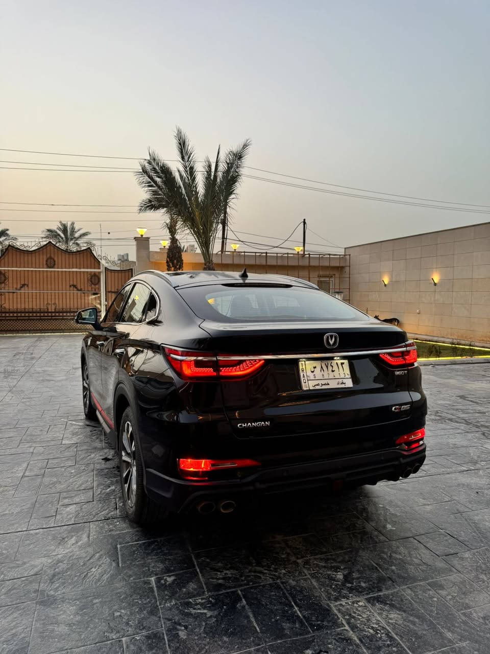 سلام عليكم 👋🏻
للبيع ا Changan CS85 فول مواصفات 

⚫️اللون: اسود 
📍 الموقع: بغداد البعيثه 
الممشى:98 ألف فقط 
🔴صبغ  الجنطه 

✨ المواصفات (فول كامل بكل معنى الكلمة):
 • تشغيل بصمة + دخول ذكي
 • فتحة سقف بانوراما
 • شاشة كبيرة + نظام صوت نقي
 • كاميرات 360 درجة + حساسات أمامي وخلفي
 • أوتو بارك (تصف وحدها) 
 • مثبت سرعة
 • مقاعد جلد كهرباء + تبريد وتدفئة
 • تحكم من الريموت (تتقدم وترجع)
 • إنارة LED كاملة
 • جنوط سبورت وكالة

💰 السعر 155 مجال بسيط 
اتصال او واتس اب 
📞 ***********
