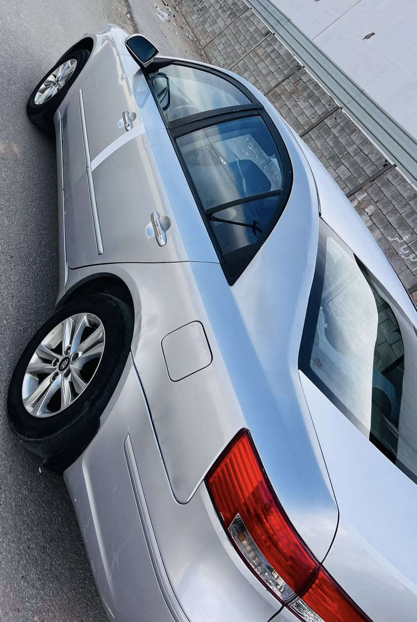 السلام عليكم سوناته ادوات كصه جنطه متوئمه وجاهزه من كلشي مكينه وكير وحداديه وتبريد سياره جديده دخول جديد مكينه غاز اصل مكاني نجف السعر 47 وبيها مجال ***********
