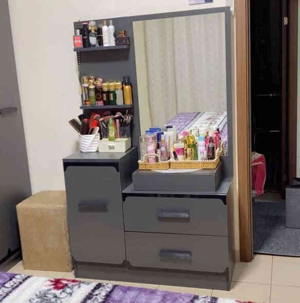 غرفة تركيا فيروز رصاصي 7 قطع نظافة 100%
الاستفسار ***********
