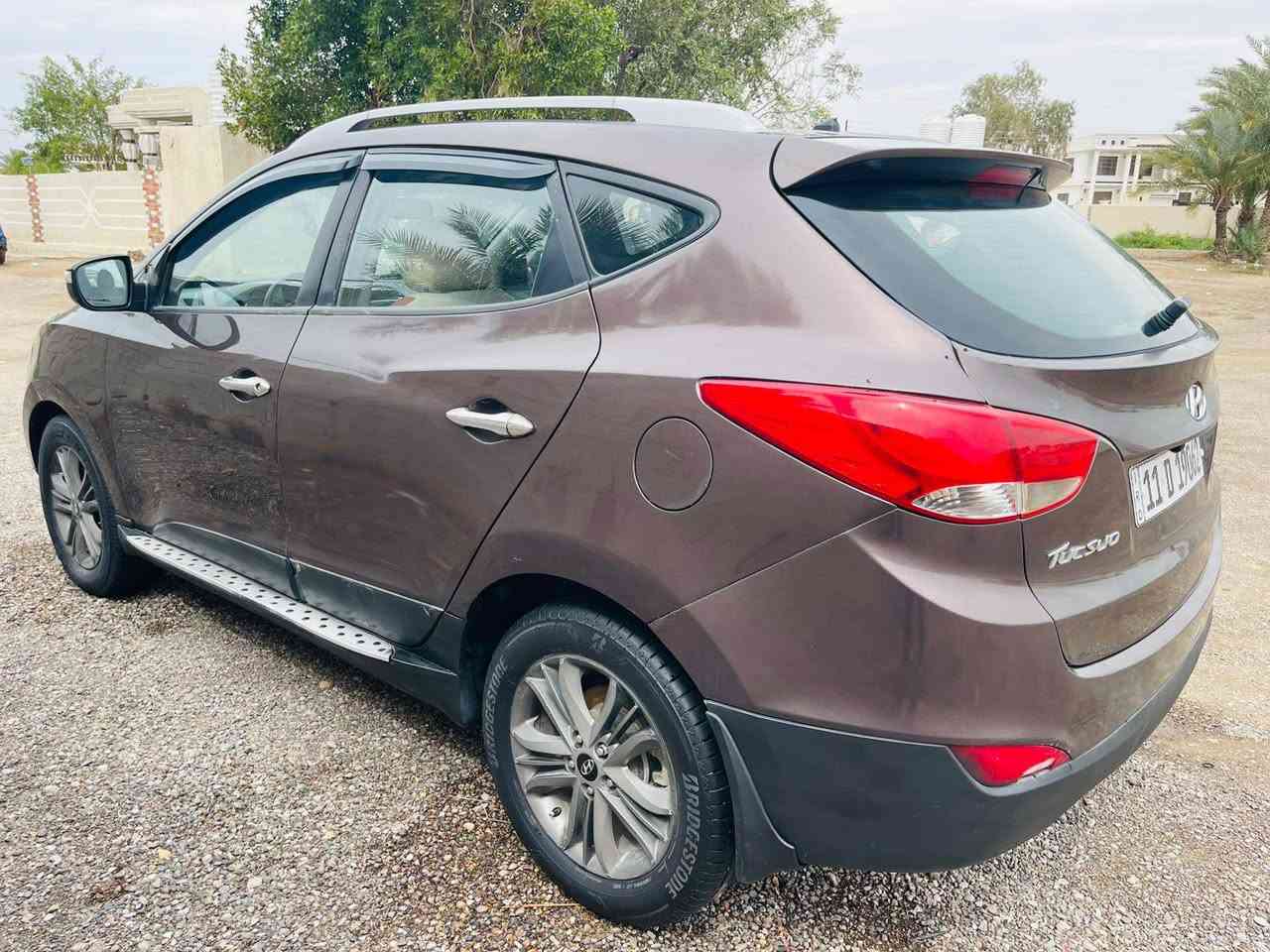 توسان موديل 2015 رقم بغداد نكليزي تحويل مباشر وارد خليجي
مكينه 2000 كير مكفول 

صدر امامي وخلفي جديد تخم تاير جديد 

كهربائيات مكفوله حداديه نضيفه دواخل نضيفه 

مدوشمه عام نص مواصفات بيها 

بيها جاملق خلفي باب صبغ 

العنوان تقاطع نهروان جسر ديالى جديد 

السعر 135 بيها مجال شي قليل 

التصال *********** ***********
