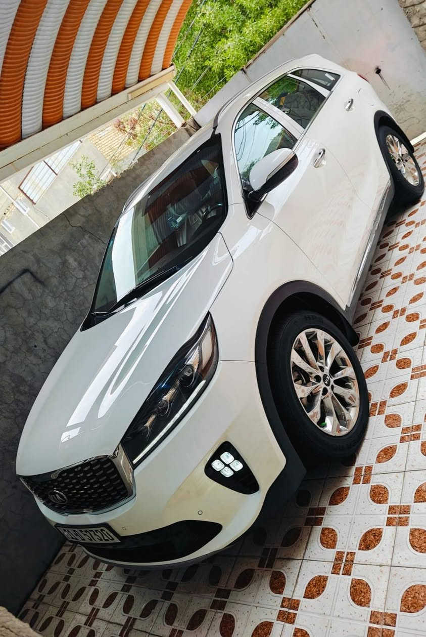 #كيا_سورنتو 
موديل 2020 خليجي 
فول مواصفات عدا البانوارما 
#السيارة عل وضع الشركة داخل وخارج.
عل ايدي من الزيرو
6 سلندر 3500
رقم بغداد دولي بإسمي 
سيارة جديده بحاله الوكاله سعرها معقول بلعافيه ع الياخذها 

رقم صاحب السيارة ***********

السعر :: اطلبه بالتعليقات يصلك خاص 📩

#ادارة_الصفحه ⚡

ملاحظه / 🔴
مدير الصفحه غير مسؤول عن بيع وشراء واصوليات السياره نحن صفحه لعرض السيارات فقط.
