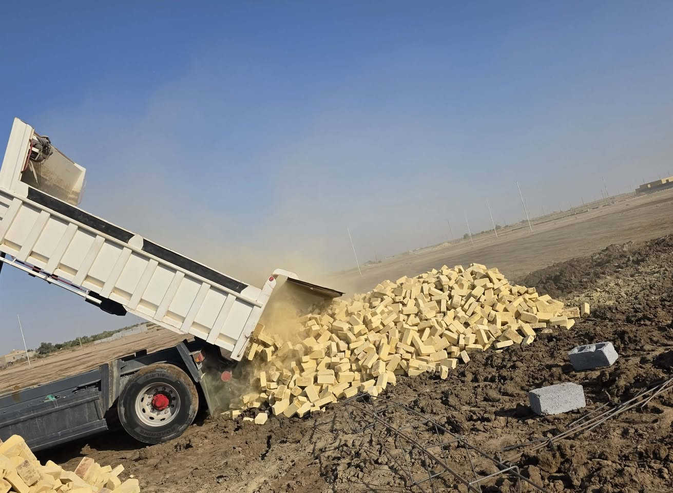 يوجد طابوق الصلاح قالب او ركن ولون  طابوكه حلوه كلش شرط عكاده
عدد الدبل 4000او زياده 250شرط
 سعر حسب المكان 
الاستفسار عله رقم الهاتف📳
‏‪***********‬‏
***********
