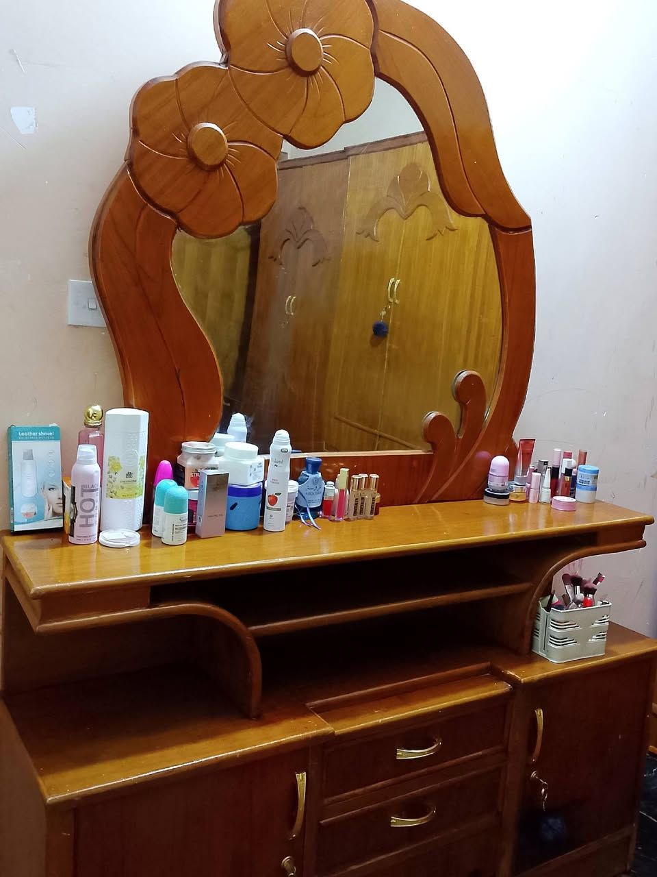 غرفه 6 بيبان تزكام صاج وجهين ثقيل الضهر ابو الاطار شد براغي وكلش نضيفه وقويه والسعر 450 شراي اتصل عالرقم *********** ميسان
