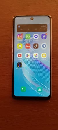 انفينكس سمارت ٨ • ٦٤ • نضيف