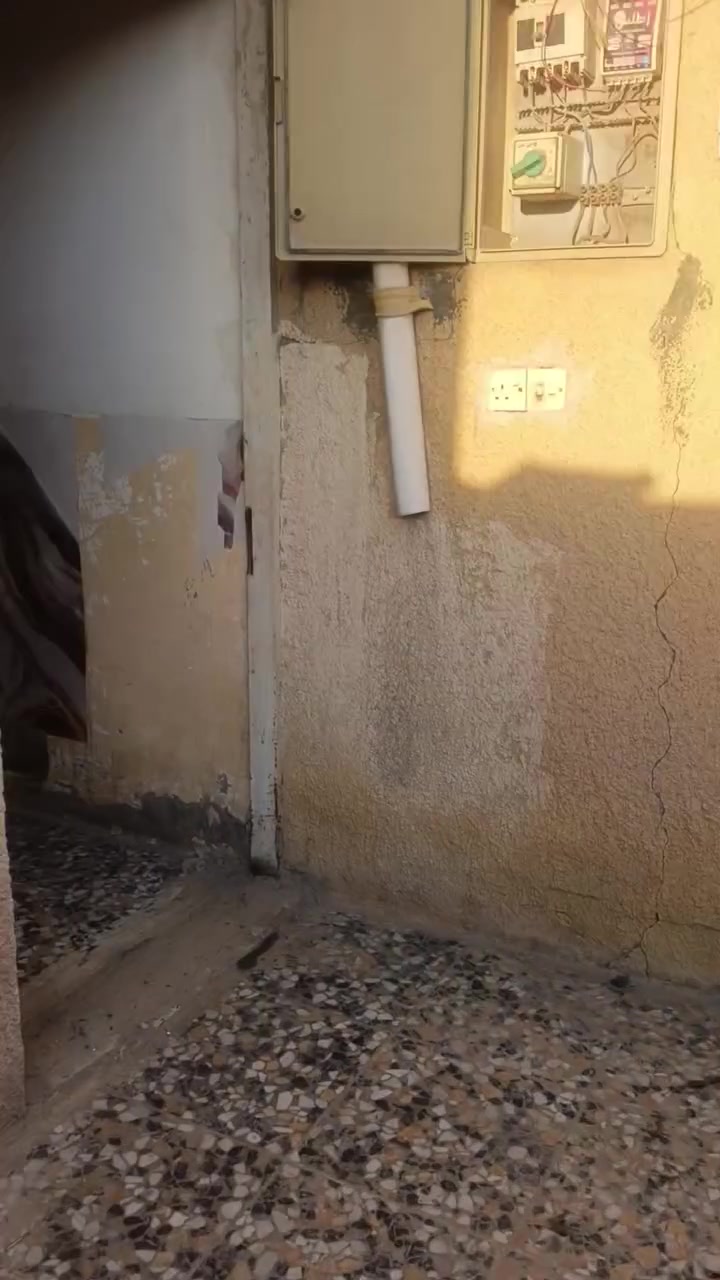 بيت للايجار حي الرحمه قرب مدرسه عمر قرب الشهداء لثالثه
*********** للاستفسار
