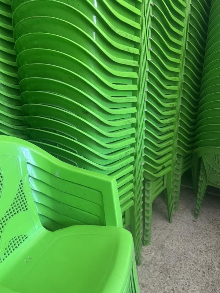 ‏سلام عليكم كراسي للبيع العدد 405 شعب طيور رقم الهاتف*********** ‫
السعر 6000 نظافة 0.90
