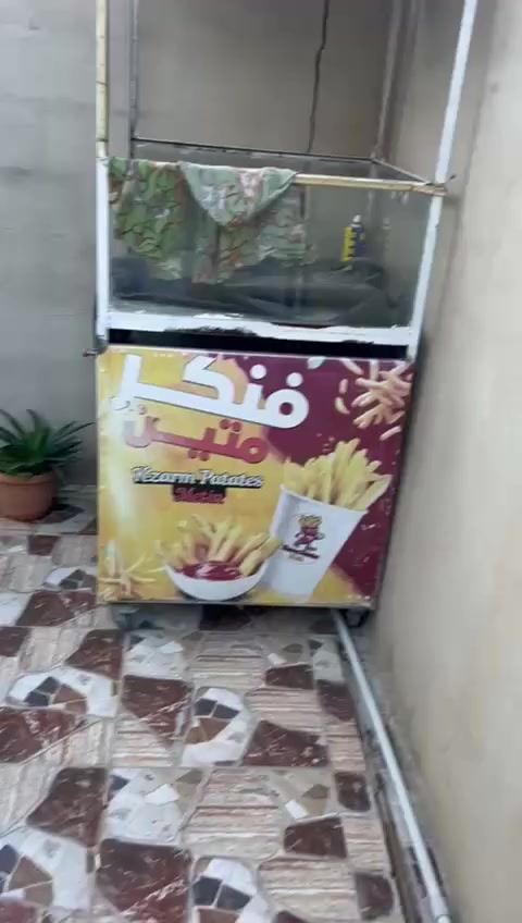 طباغ كامل مال فنكر للبيع للشغل الله شاهد اشتريته 250الف كل ملحقات موجود حتى مكينه  مال بطاطه حلزوني موجود سعر 175الف وبي مجال 
خاص موجود 
رقمي ***********
