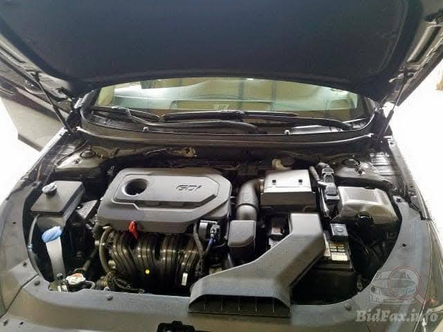 بسم الله الرحمن الرحيم 
اللهم صل ع محمد وال محمد 
للبيع سوناتا موديل 19 
السياره معوقين هسه صارت حره 
يعني الياخذه يداور بسمه 
الون اسود 
وارد امريكي صور الحادث بالمنشور 
حادث جملغ خلفي صبغ وباب تبديل وباب السايق صبغ ملاون بدون حادث وبنيد مبدل نفس الون 
ماشي 68 
موقع السياره كربلاء 
المحرك 4 سلندر GDI 2400
سعر 116 وبيه مجال 
الشراي يتصل مامتواجد ع الفيس 
***********
