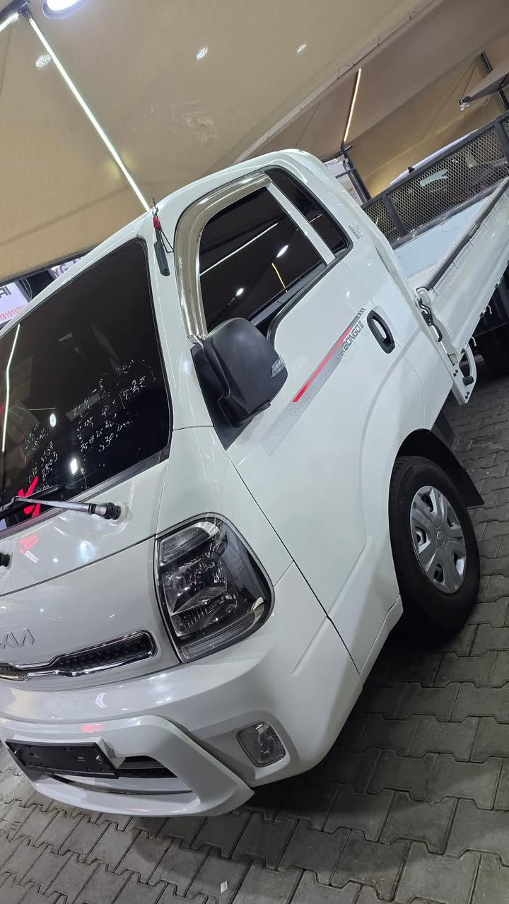 للبيع رجع توفر الكوري الأصلي ✅️
المتانة والقوة والنعومة 
كيا بنكو وارد كوري ٢٠٢٣ شبه زيرو 
3000 مسكر 
قمارة وربع ودبل قمارة 
الكير أوتماتيك 
فول مواصفات فول الفول 
رادار ٣٦٠ 
كامرة وحساس أمامي خلفي 
الخروج عن المسار 
تدفئة تبريد كشنات وكشنات جلد 
مري شفط وتدفئة بالكشن 
حجي السيارات فول الفول 

السعر والتفاصيل تابع الصفحة وأرسل رقم ١ داخل الصفحة للرد الآلي 

أو الأتصال على 
***********
***********
***********
