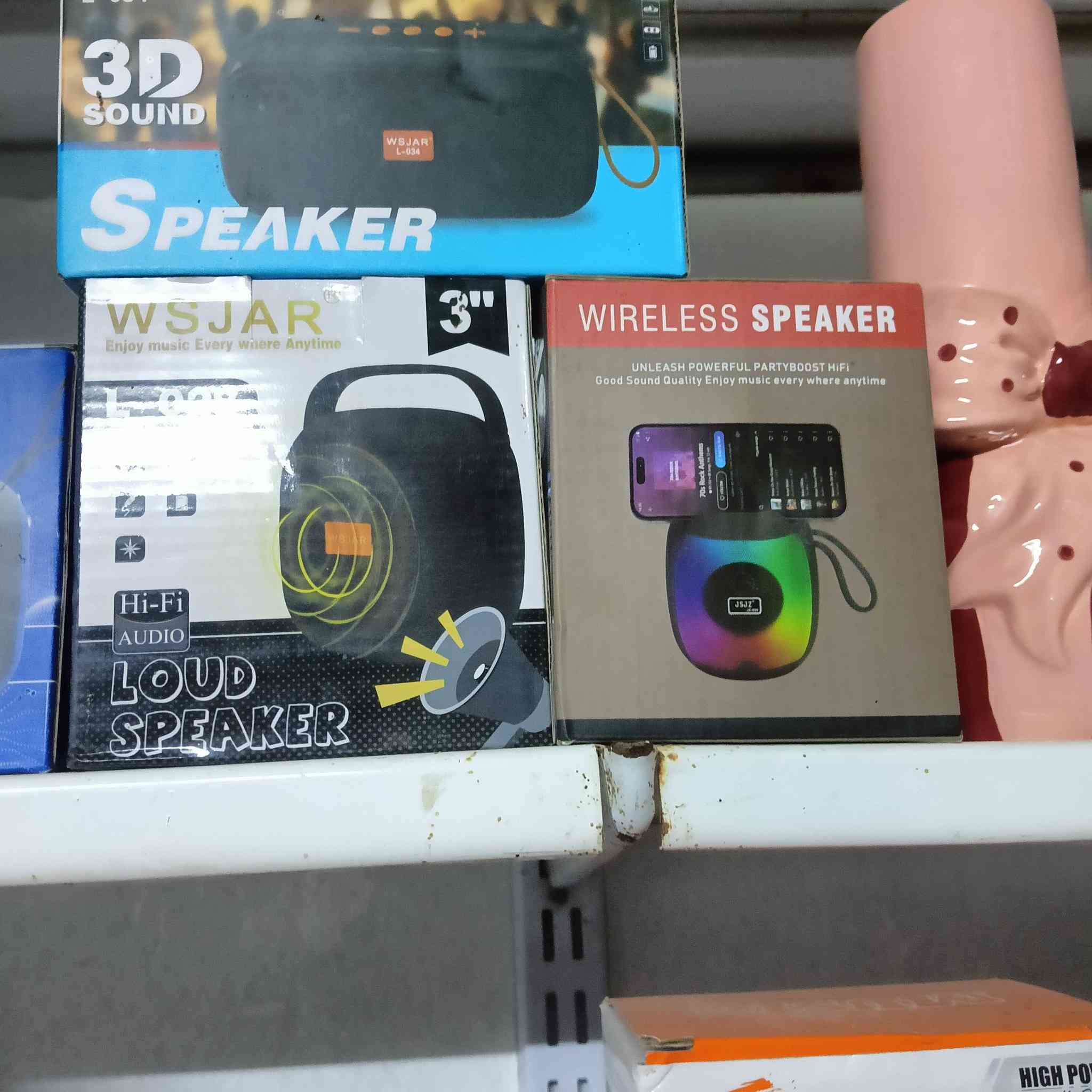 مجموع سبيكرات كله ماركات اصليه تقريب بيهن عدد 20
تريد شلعه تريد مفرد عادي الشراي يتفضل خاص ويدلل
الموقع قلعه سكر


**إذا كنت صاحب هذا الإعلان وتريد حذفه لأي سبب، رجاءا أرسل رسالة إلى الدعم الفني**